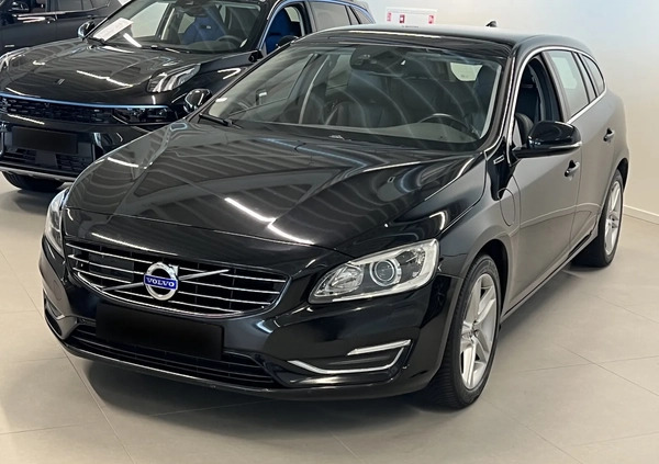 Volvo V60 cena 79900 przebieg: 195000, rok produkcji 2014 z Kamieńsk małe 121